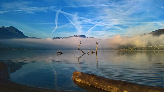 Letecké trasy nad pokojnou krajinou. <i>Foto: b52_Tresa, pixabay.com</i>